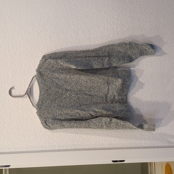 Grey sweater with puff sleeves - Picture 3 of 3